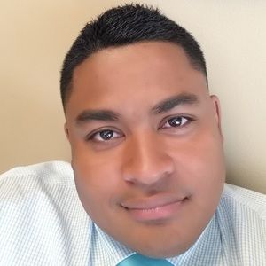 Meet your Posher, Gino